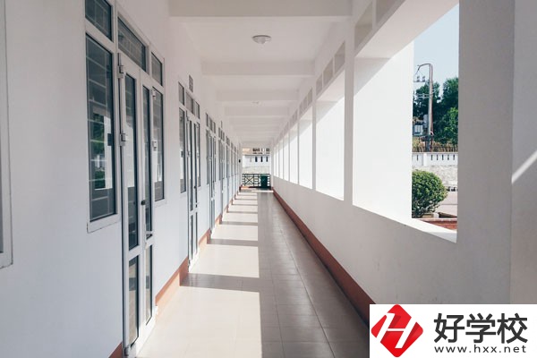 湖南有哪些衛校？初中畢業讀衛校好不好？