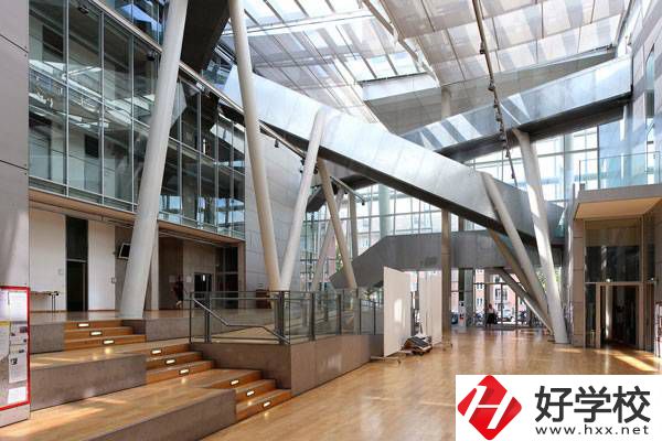 湖南職高學校排名較好的學校是哪些？有什么專業？