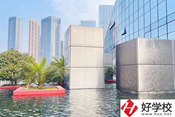 初中畢業想在邵陽讀中專，有什么好學校？
