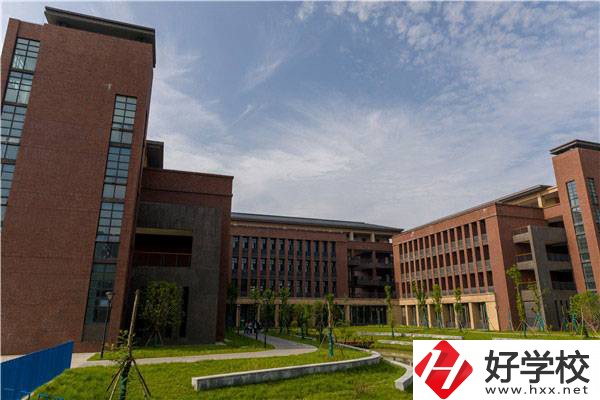 常德財經中等專業學校怎么樣，獲得了哪些榮譽？