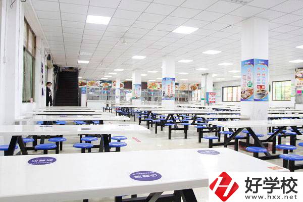株洲鐵航衛生中等職業技術學校食堂