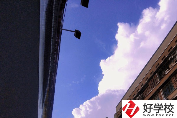 岳陽縣職業中專學校怎么樣？好不好就業？