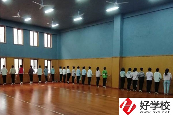 湘中幼兒師范高等?？茖W校(中職部)實訓室