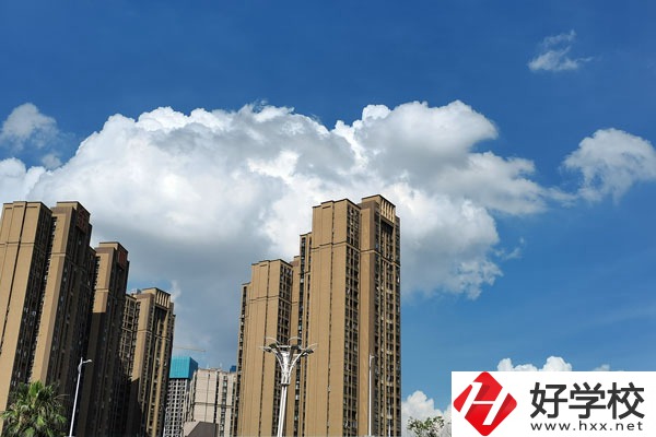 新邵縣職業中專學校怎么樣？值得報考嗎？