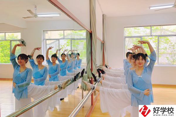 邵陽市哈博職業中專的幼兒保育專業怎么樣？