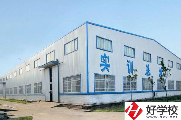 益陽職業技術學院實訓室