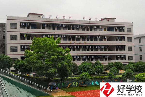寧遠縣職業中專學校有什么優點?免學費嗎?