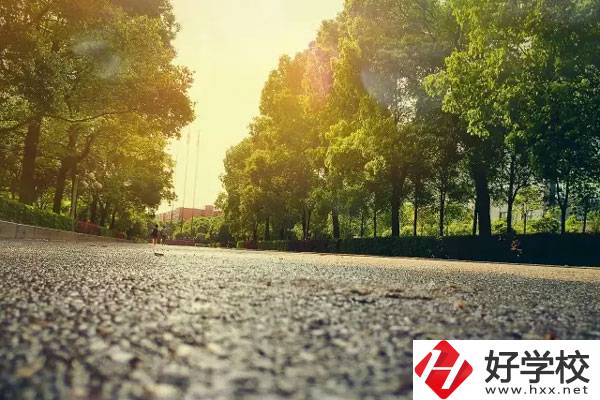 衡陽瀟湘職業中專怎么樣？有什么專業？