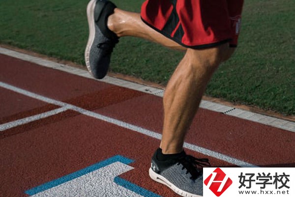 湖南省經濟貿易職業中專學校好不好？宿舍怎么樣？
