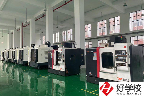 株洲市生物工程中等專業學校實訓室