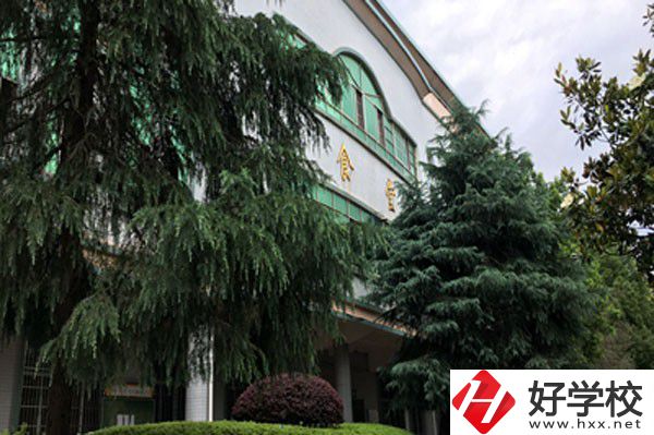 宜章湘粵中等職業技術學校食堂