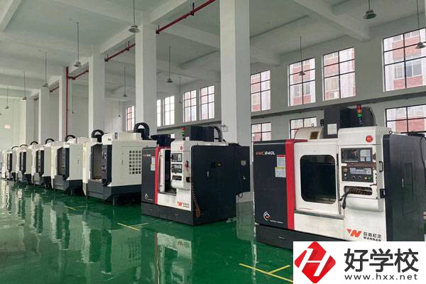 株洲市生物工程中等專業學校實訓室
