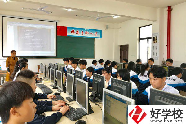 桃源創才科技學校實訓室