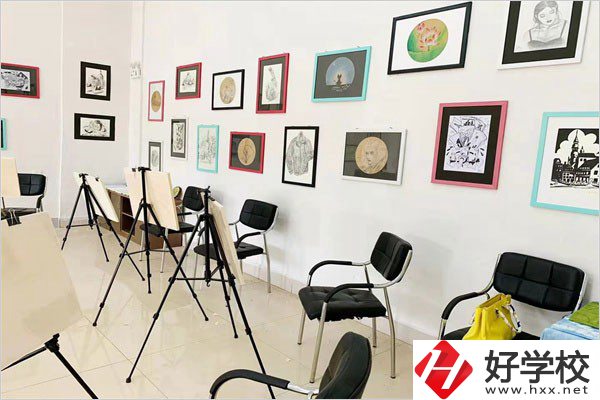 長沙市拔萃中等職業學校實訓室