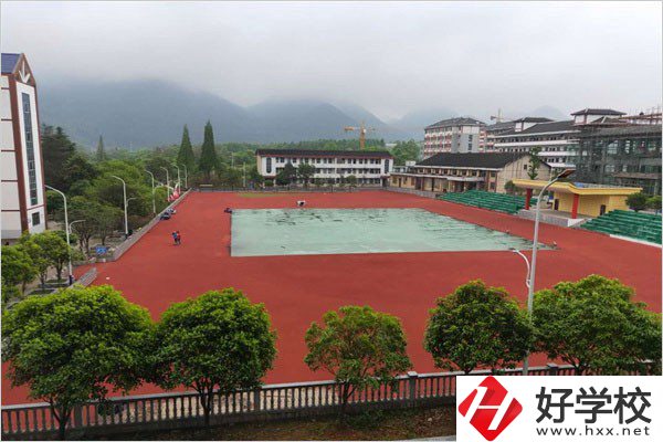 邵陽電商中專有哪些？管理如何？