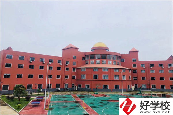 湘潭天人職校的管理怎么樣？嚴格嗎？
