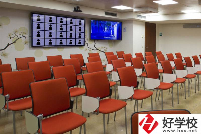 平江縣職業學院會計專業怎么樣？就業方向有哪些？