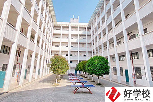 宜章縣中等職業技術學校教學樓
