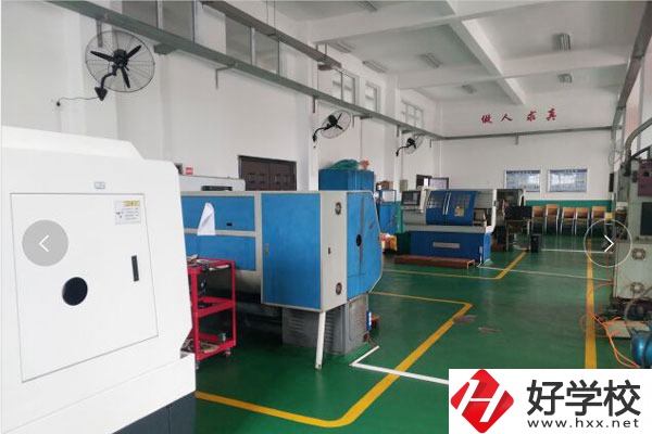 郴州綜合職業中專學校實訓室