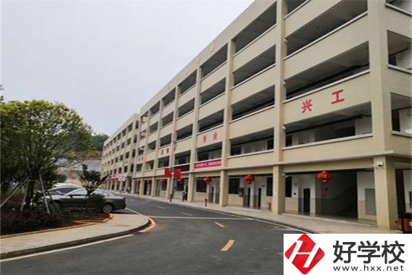臨武縣職業中專有哪些專業？哪個專業比較好？