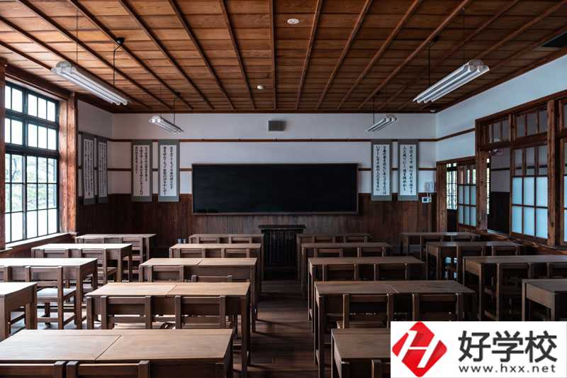 湖南省澧縣職業中專學校有哪些專業？學費貴不貴？6.jpg