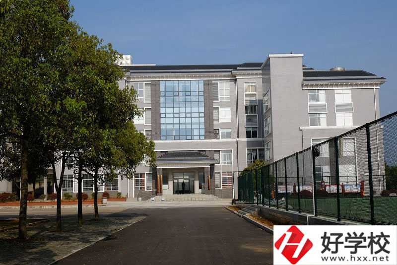 韶山市職業中專學校好不好？有哪些招生專業？