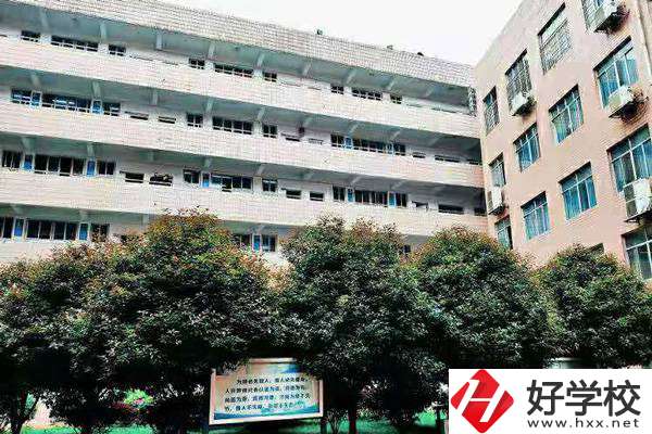 岳陽市網絡工程職業技術學校教學樓