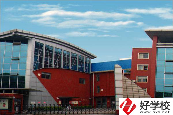 為什么選擇湖南長沙藝術學校？一定要看這4點！