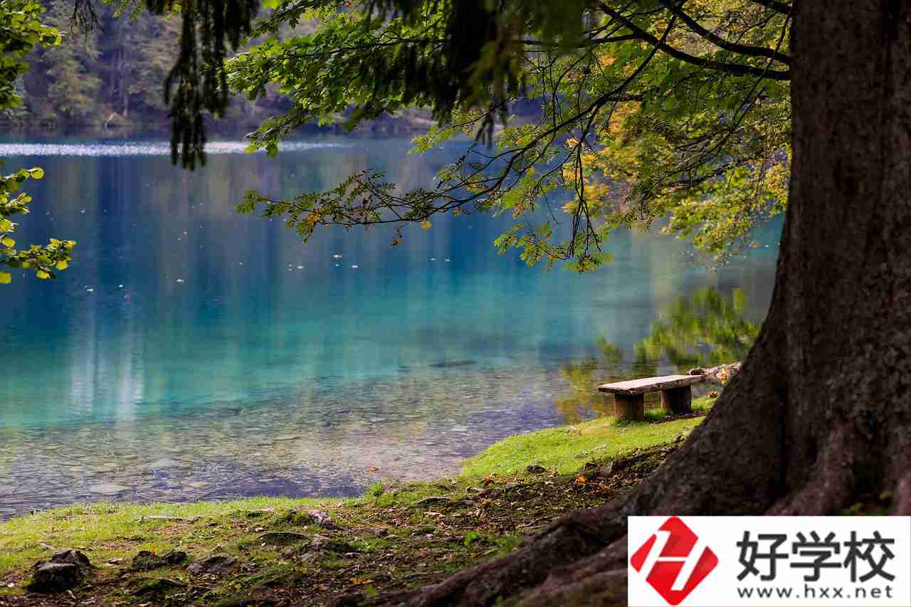 湘西州有學中藥專業的中職學校嗎？