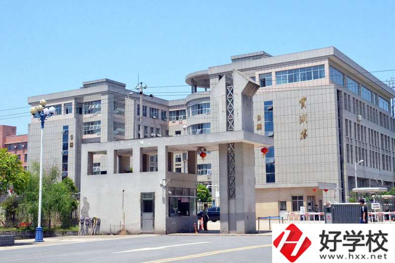湖南國防工業職業技術學院實訓室