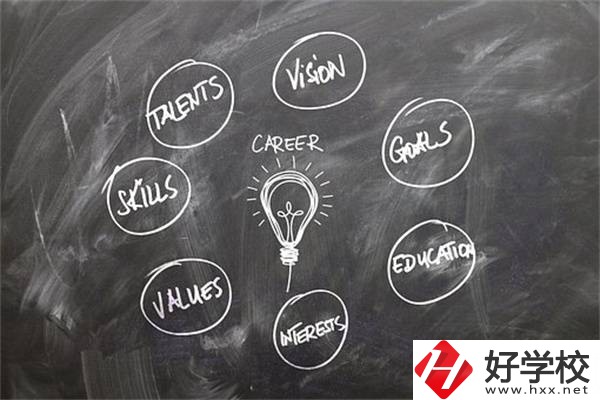 在湖南上職高好還是上技校好？有什么區別？