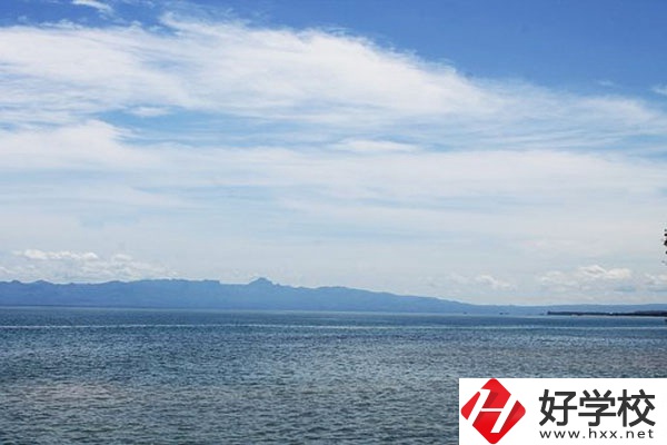 湖南經濟貿易職業中專學校有哪些專業？學費多少？