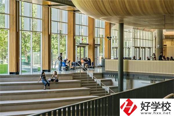 湖南分數低選私立高中還是選職校？選職校還能統考嗎？