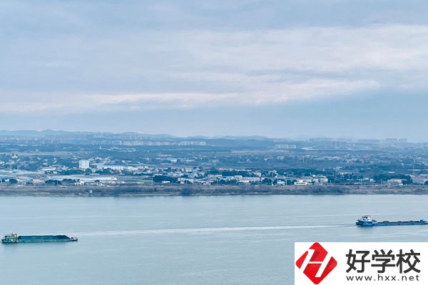 湖南省有色金屬中等專業學校有哪些專業？