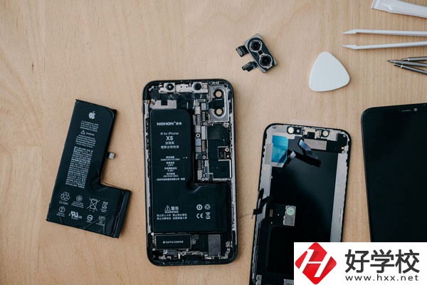 懷化市商貿經濟管理學校有什么特色？專業有哪些？