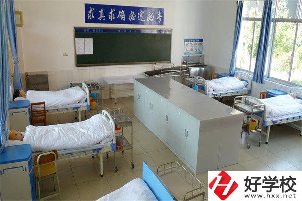 長沙博雅衛生中等專業學校實訓室