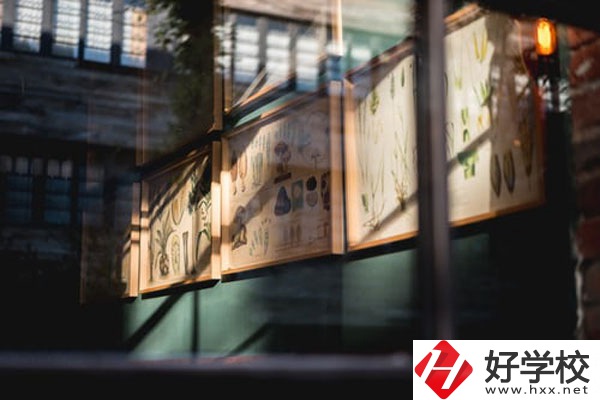 湖南省經濟貿易職業中專學校好不好？宿舍怎么樣？