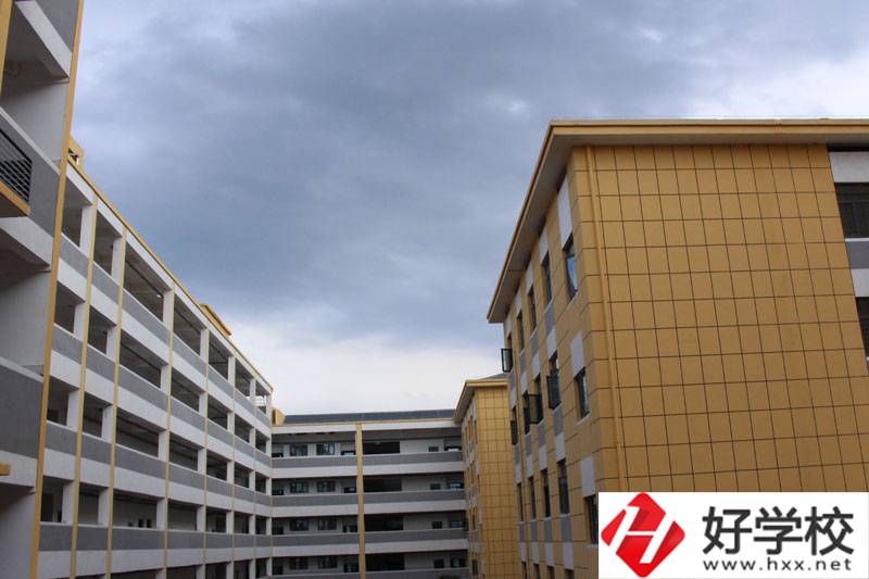 新寧縣裕文職業技術學校.jpg