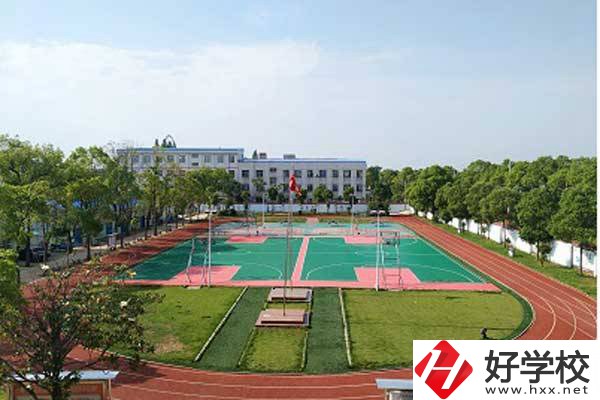 岳陽市建設科技職業技術學校操場
