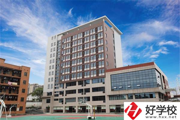 湖南省經濟貿易職業中專學校教學樓