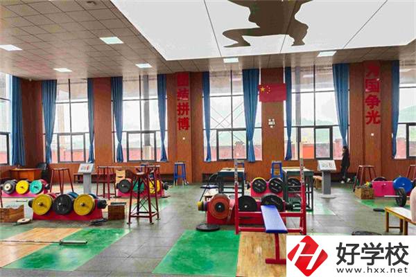 在邵陽想學體育可以去哪所職校？學體育好就業嗎？