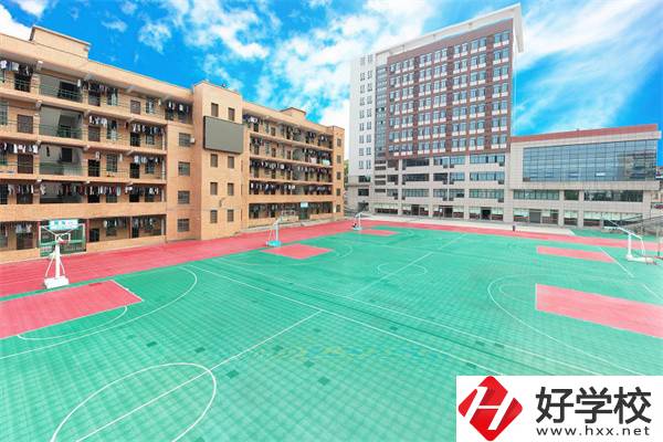 湘潭有哪些適合女生學習的職校？女生該如何選擇職校？