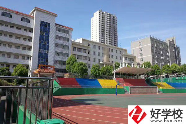 邵陽市計算機普通中等專業學校是公辦嗎？辦學條件好嗎？