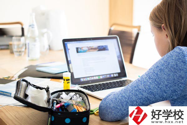 湖南經濟貿易職業中專學校專業有哪些？就業率如何？