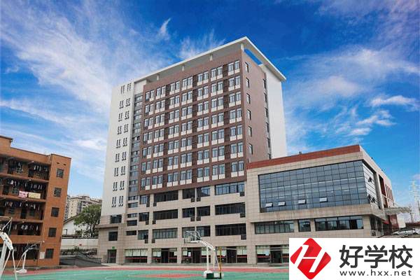 湖南省經濟貿易職業中專學校宿舍樓