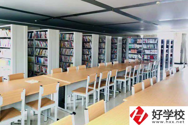 長沙市現代商貿中等職業學校是民辦嗎？師資力量如何？
