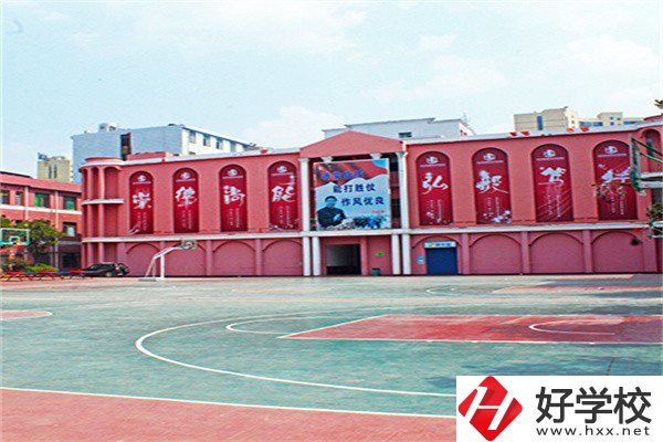 長沙民辦重點中專有哪些？收費如何？