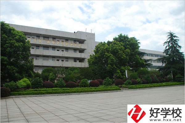 湖南省郴州市第一職業中等專業學校教學樓