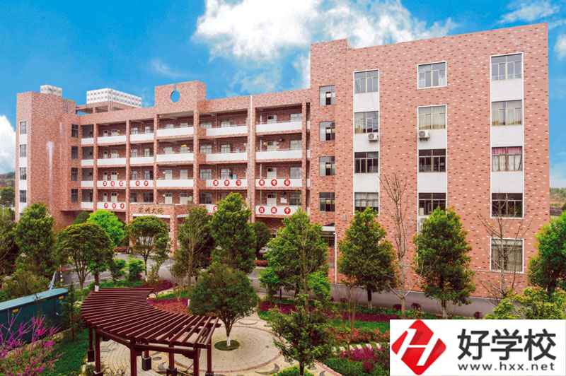 武岡市職業中專學校有什么特色專業？