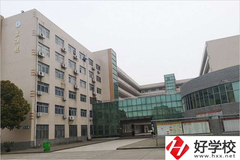 湖南省澧縣職業中專學校教學樓